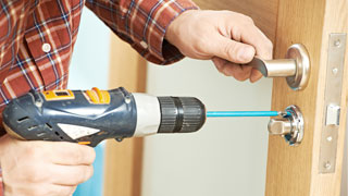 Automotive Locksmith at 02472, Massachusetts